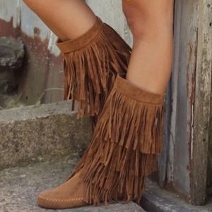 Lauren Conrad Moccasin Boots